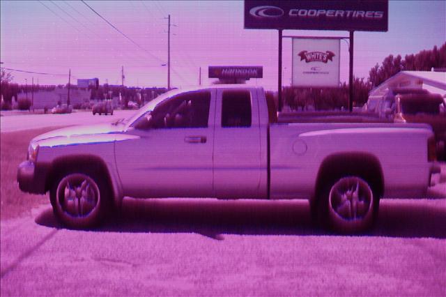 Dodge Dakota 2005 photo 2