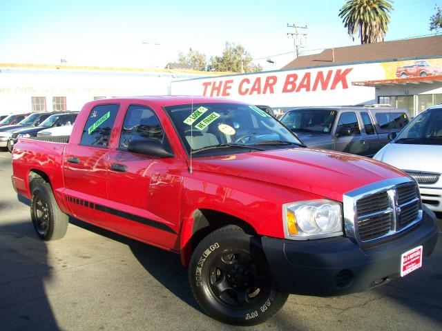 Dodge Dakota 2005 photo 2