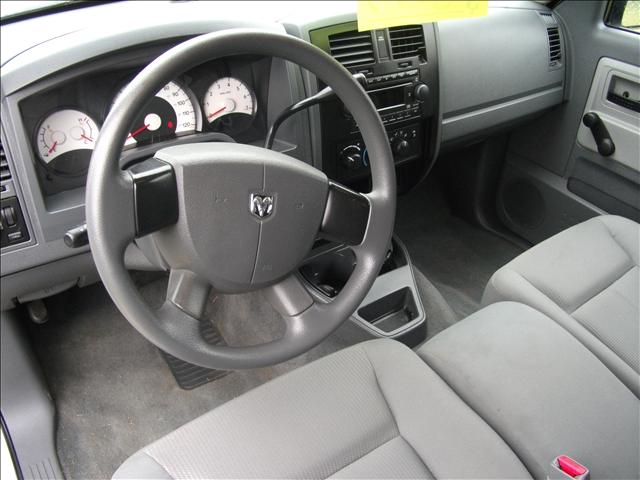 Dodge Dakota 2005 photo 3
