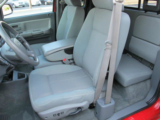 Dodge Dakota 2005 photo 20