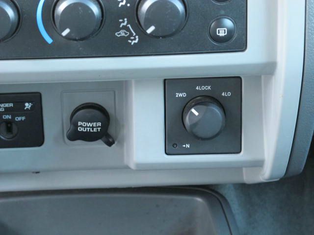 Dodge Dakota 2005 photo 23