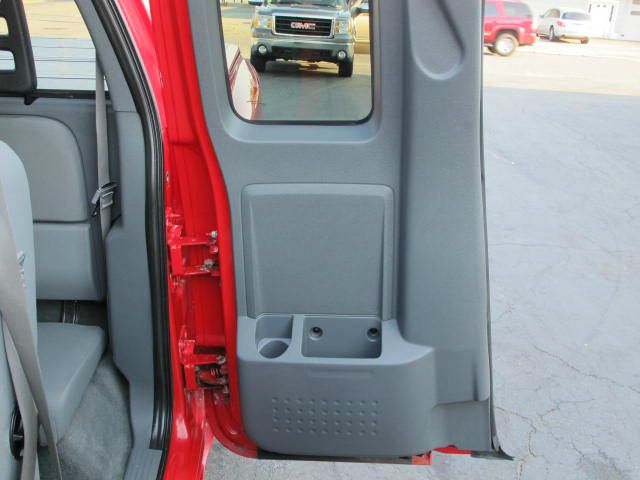 Dodge Dakota 2005 photo 7