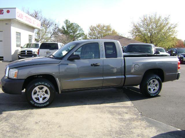 Dodge Dakota 2005 photo 1