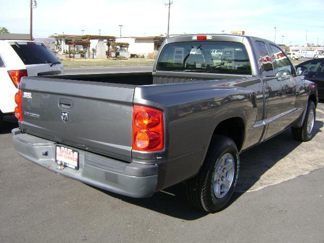 Dodge Dakota 2005 photo 3