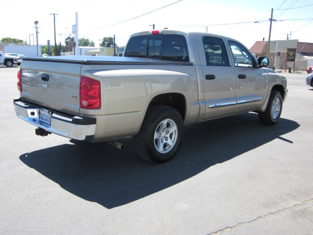 Dodge Dakota 2005 photo 2