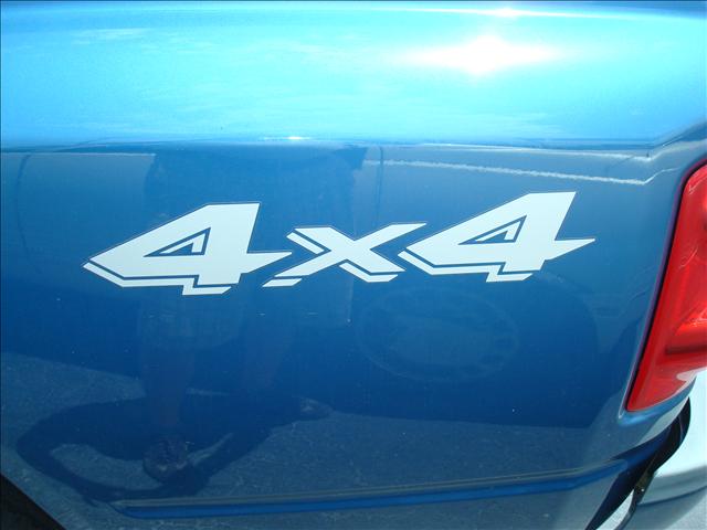 Dodge Dakota 2005 photo 2