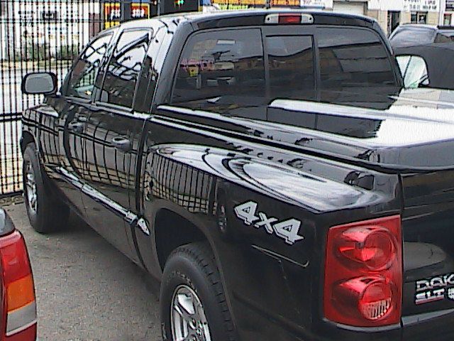 Dodge Dakota 2005 photo 2