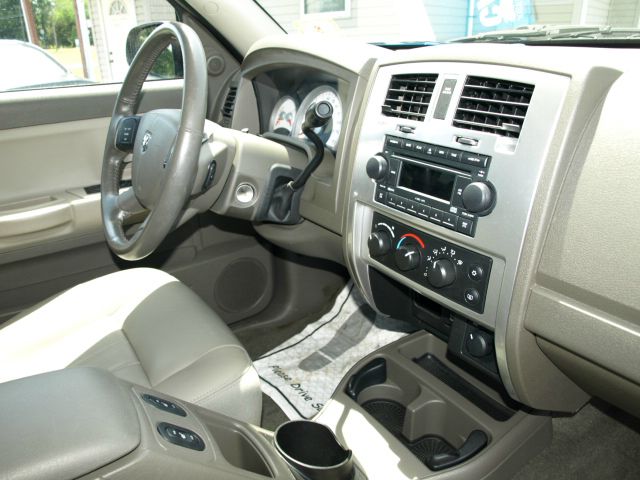 Dodge Dakota 2005 photo 1