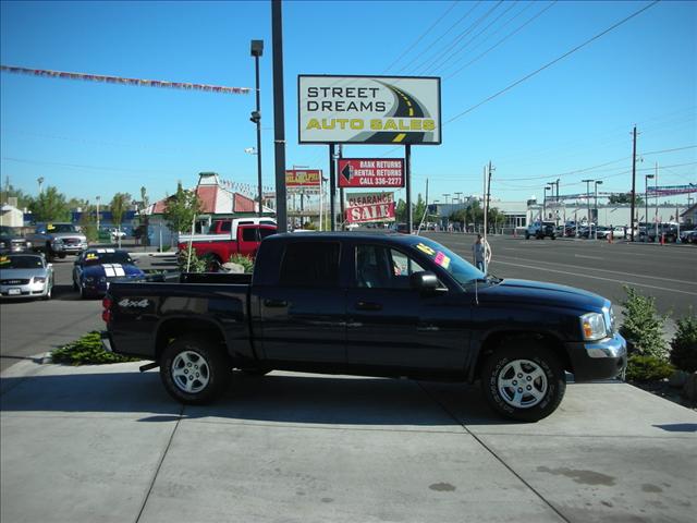 Dodge Dakota Eddie Bauer Edition 4x4 XLT Pickup