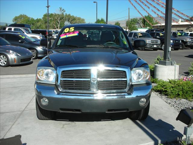 Dodge Dakota 2005 photo 2