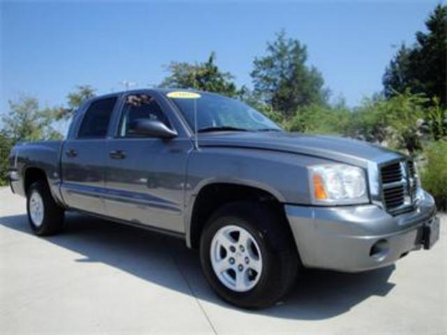 Dodge Dakota 2005 photo 3