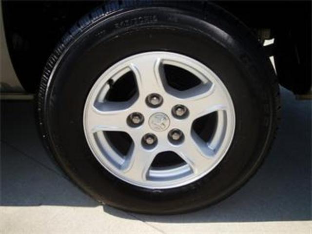 Dodge Dakota 2005 photo 2
