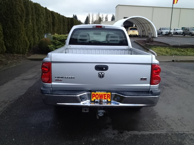 Dodge Dakota 2005 photo 2