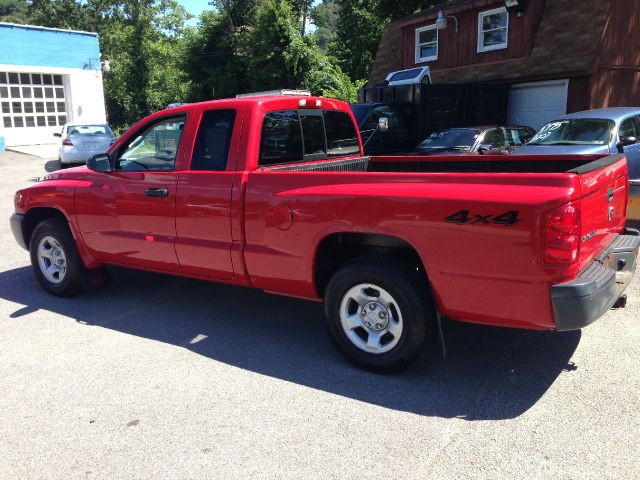Dodge Dakota 2005 photo 2