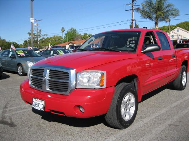 Dodge Dakota 2005 photo 2