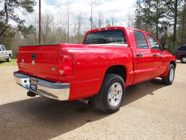 Dodge Dakota 2005 photo 3