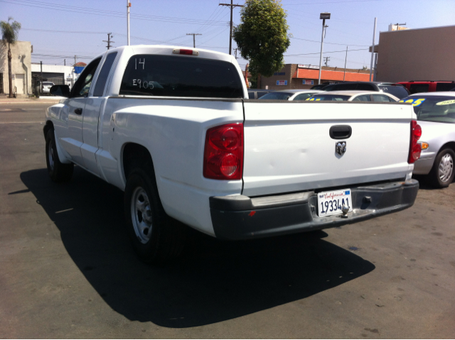 Dodge Dakota 2005 photo 3