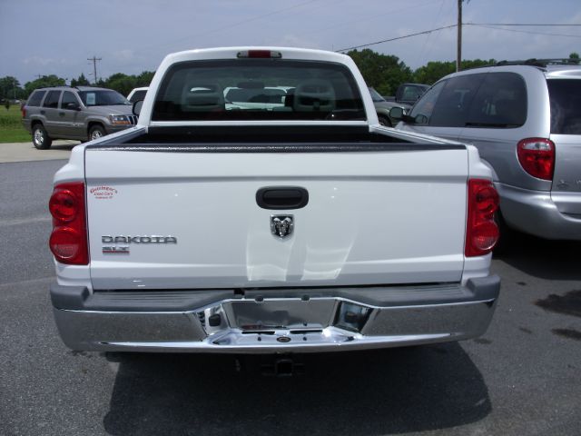 Dodge Dakota 2005 photo 3