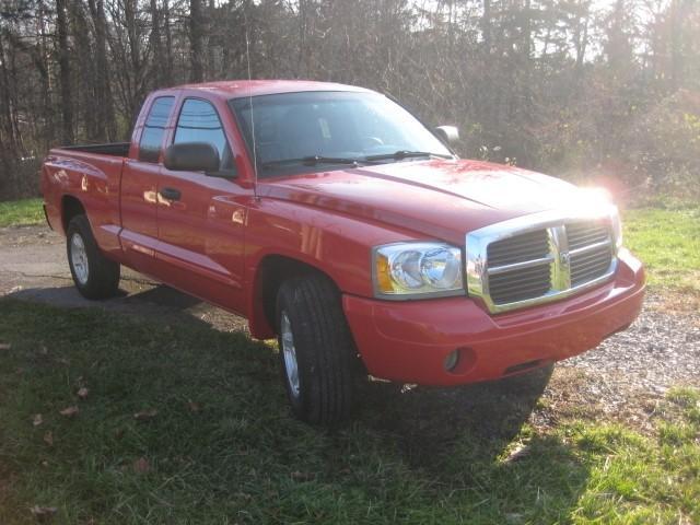 Dodge Dakota 2005 photo 2