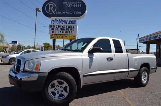Dodge Dakota 2005 photo 1
