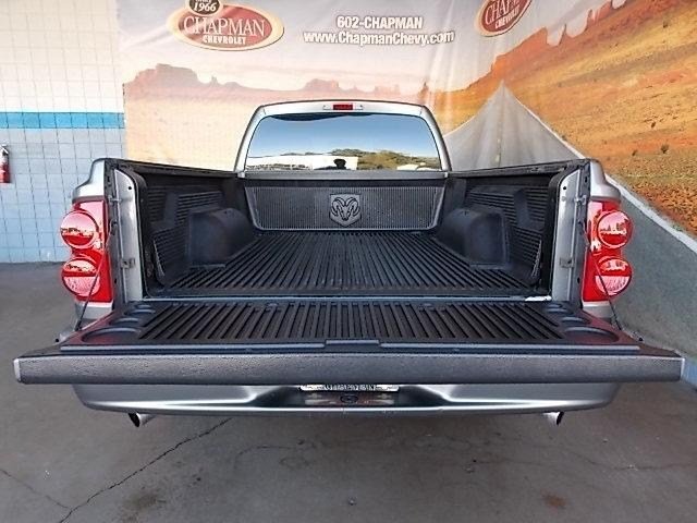 Dodge Dakota 2005 photo 2