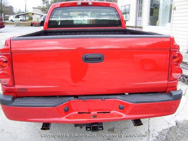 Dodge Dakota 2005 photo 2