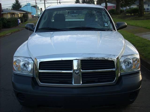 Dodge Dakota 2005 photo 2