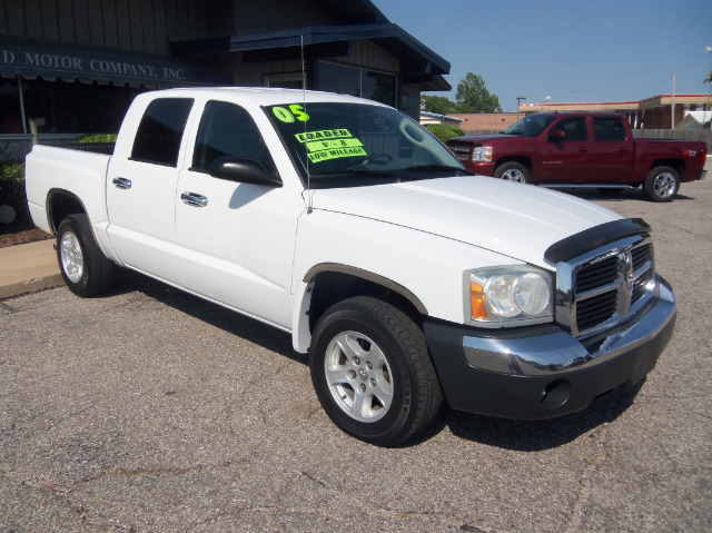 Dodge Dakota LS ES Pickup Truck