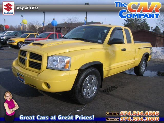 Dodge Dakota SLT Pickup