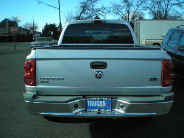 Dodge Dakota 2006 photo 2