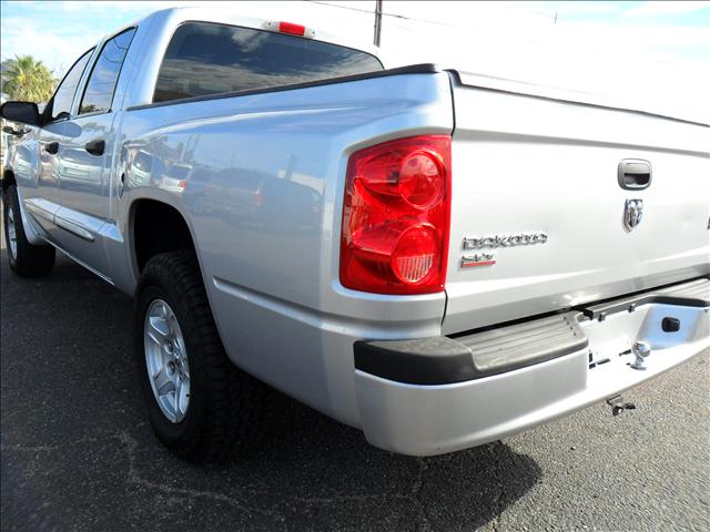 Dodge Dakota 2006 photo 2