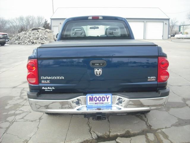 Dodge Dakota 2006 photo 2