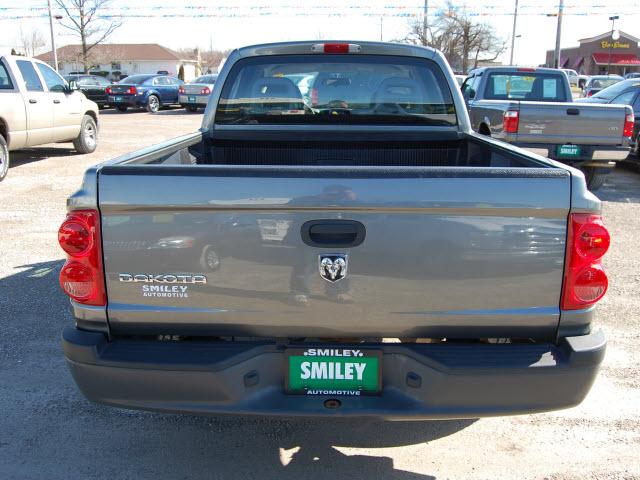 Dodge Dakota 2006 photo 1