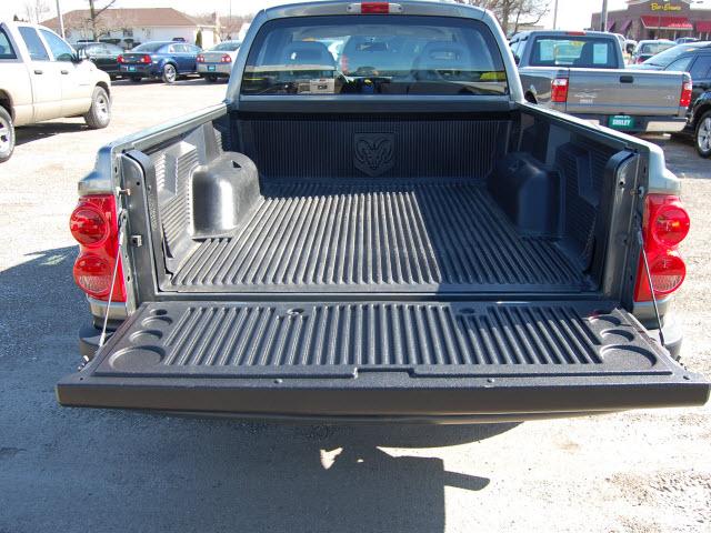 Dodge Dakota 2006 photo 2