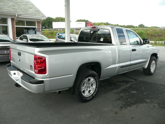 Dodge Dakota 2007 photo 2