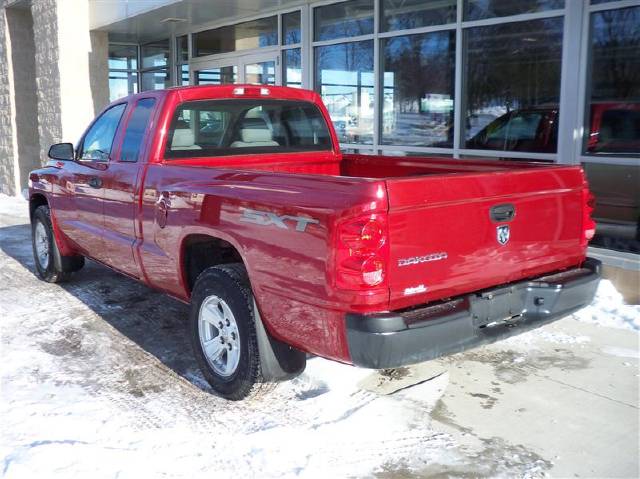 Dodge Dakota 2008 photo 2