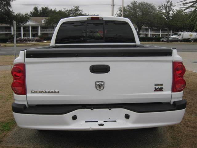 Dodge Dakota 2008 photo 3