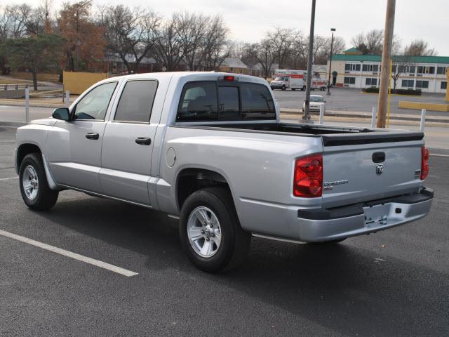 Dodge Dakota 2008 photo 2