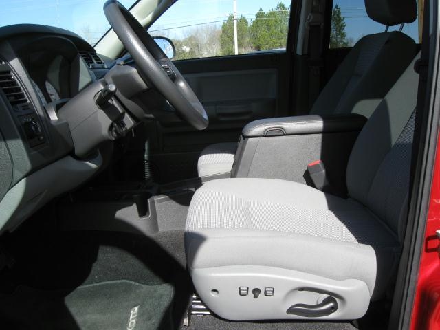 Dodge Dakota 2008 photo 2