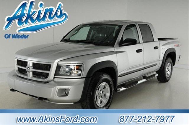 Dodge Dakota 2dr Reg Cab 120.5 WB ST Pickup