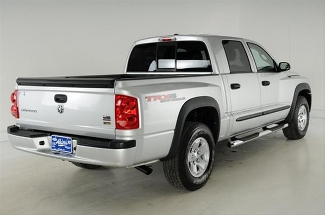 Dodge Dakota 2008 photo 2