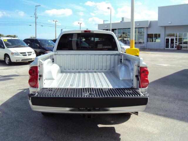 Dodge Dakota 2008 photo 2