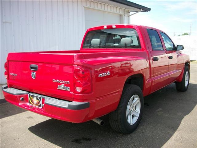 Dodge Dakota 2010 photo 1