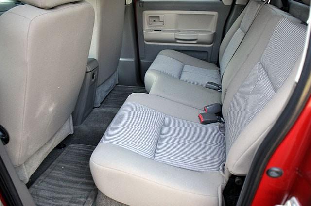 Dodge Dakota 2010 photo 4