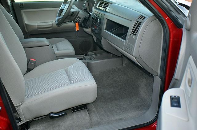 Dodge Dakota 2010 photo 7