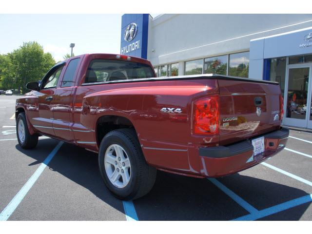 Dodge Dakota 2011 photo 3