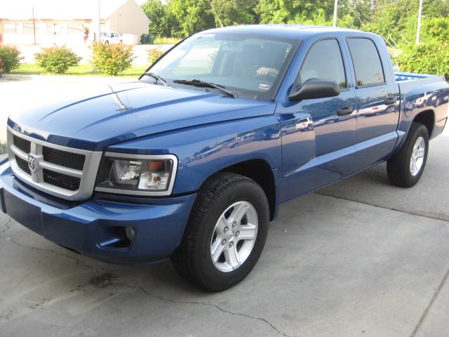 Dodge Dakota 2011 photo 3