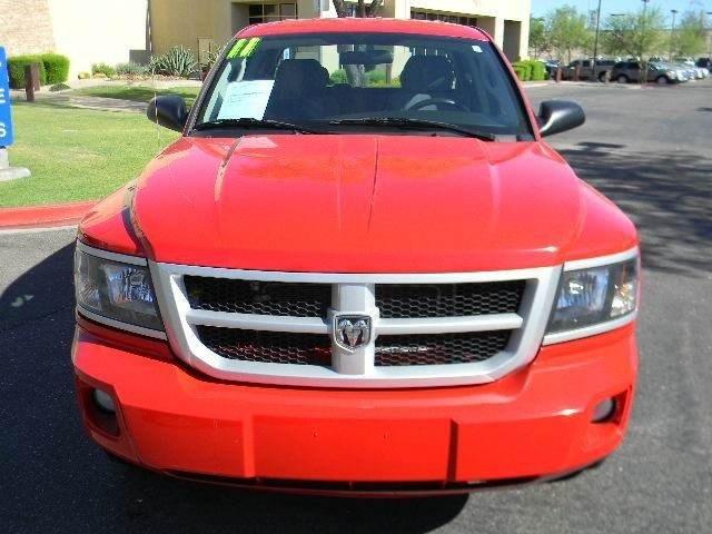 Dodge Dakota 2011 photo 2