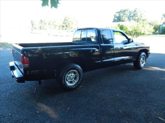 Dodge Dakota Club Cab XLT 2WD Unspecified