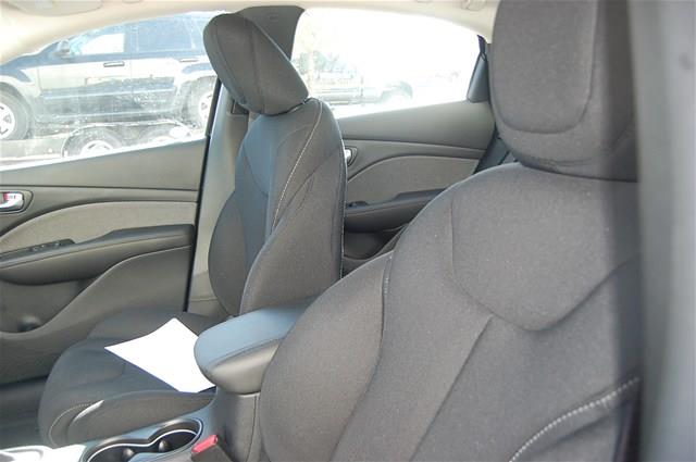 Dodge Dart 2013 photo 4